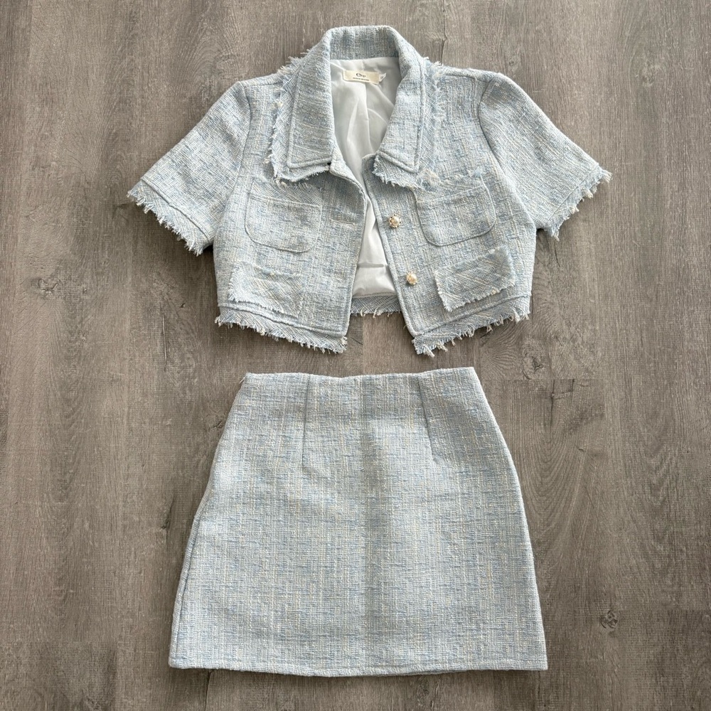 Chic Blue Tweed Skirt and Cropped Jacket Set Size S